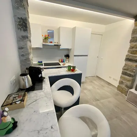 Loft Nineteen Apartment